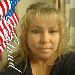 Meet your Posher, Stella